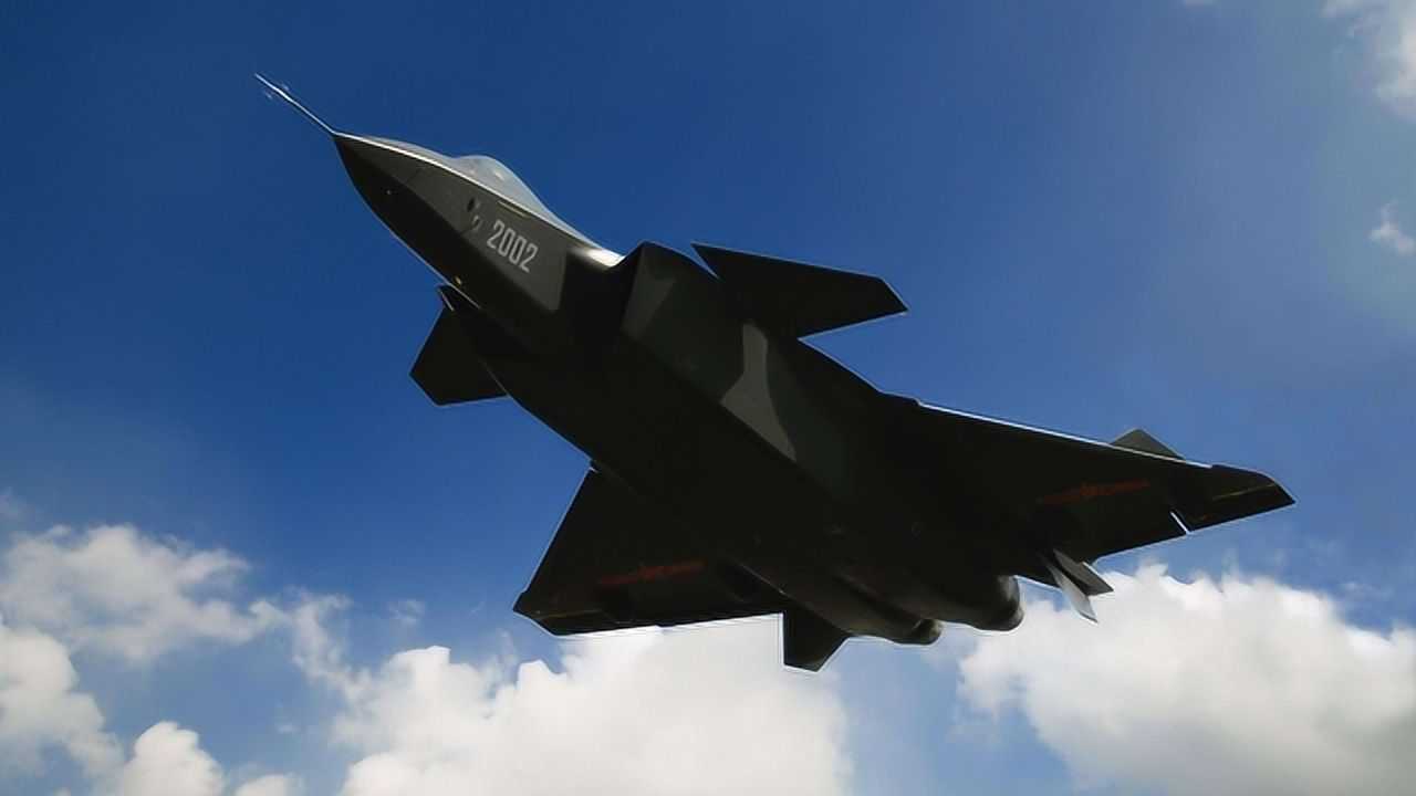 歼20的火控雷达有多厉害?与f22水平相当,轻松超越f35!