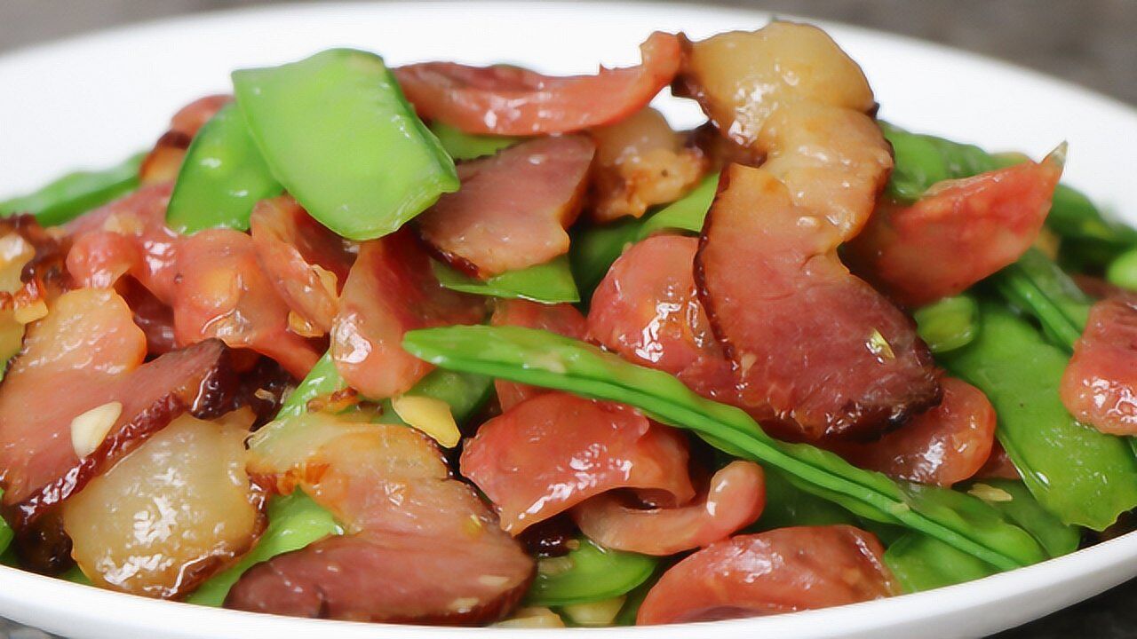 粤菜小炒荷兰豆炒腊味的做法,香脆爽口简单易学,还有不少小窍门