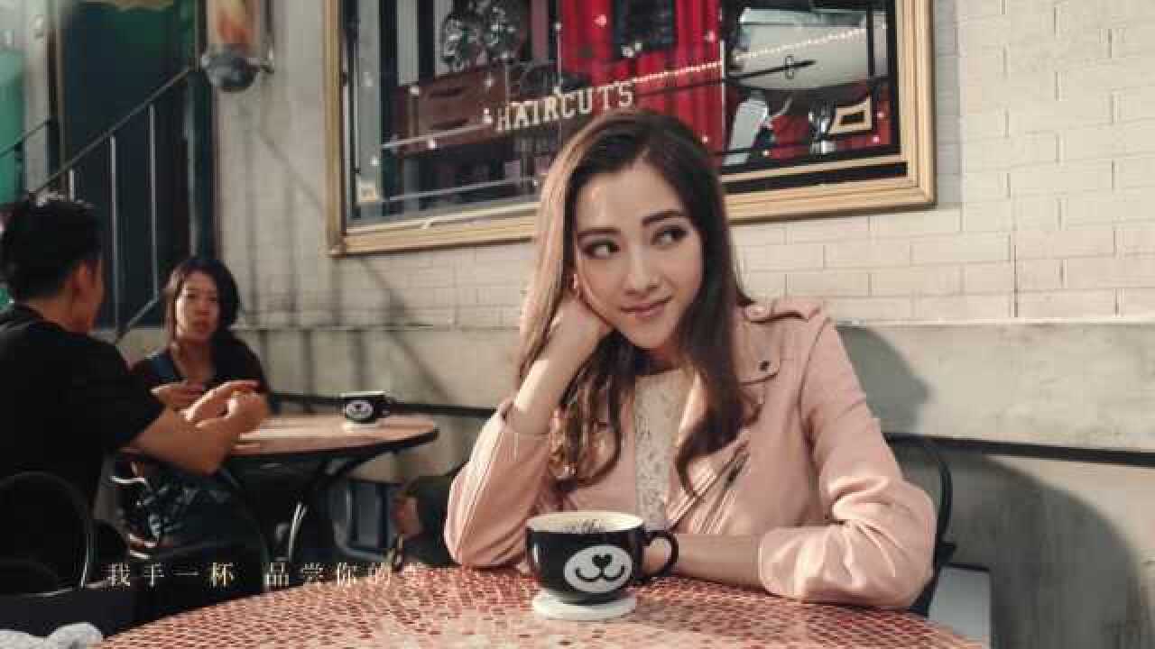 告白气球mv里的女主角娜仁额尔德尼耶夫,颜值不输迪丽热巴