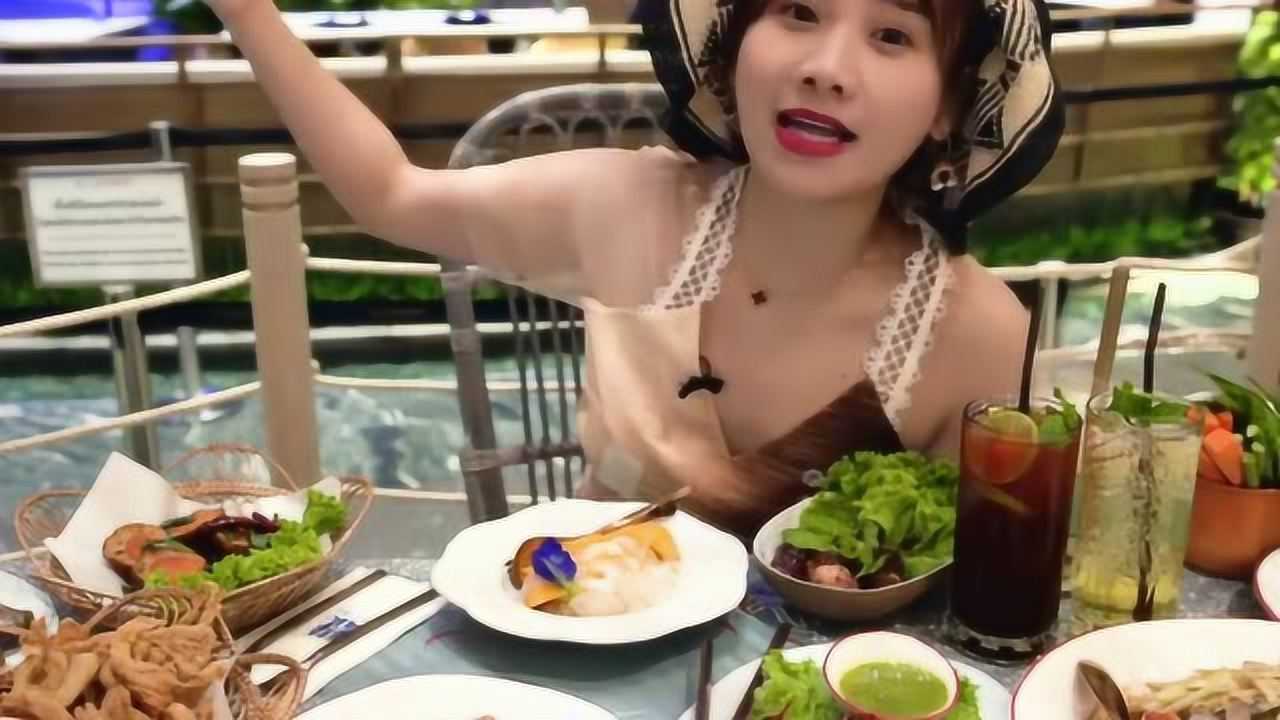 泰国知名商场太有风味了大胃王密子君仿佛在仙境吃人间美味