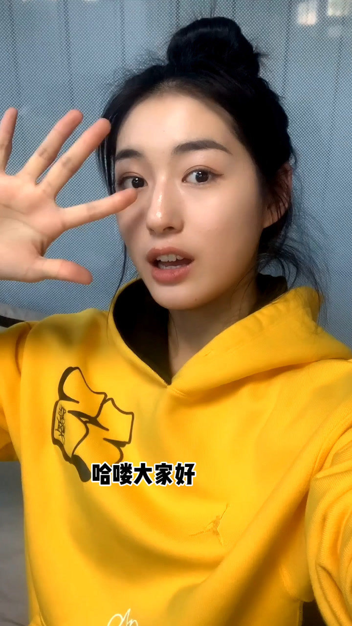 郭雨妍在球馆里,遇见了一群高手,赖总一脸兴奋!_腾讯视频