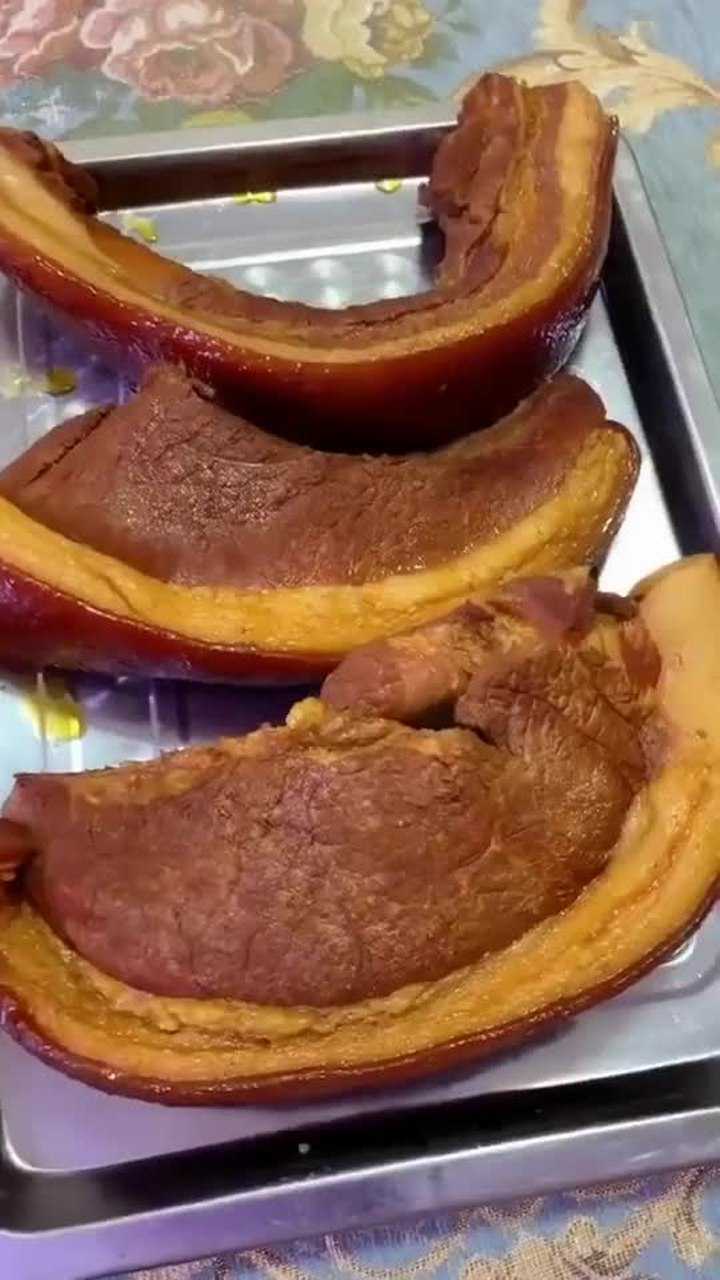 陕西名吃腊汁肉,做肉夹馍用的肉,肥肉不腻,瘦肉不柴,香味久而不散