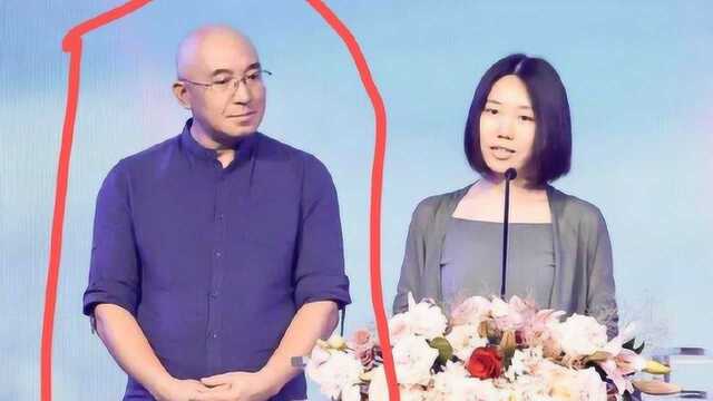 《舌尖上的中国》导演被曝出轨女同事,网友晒结婚照发长文控诉