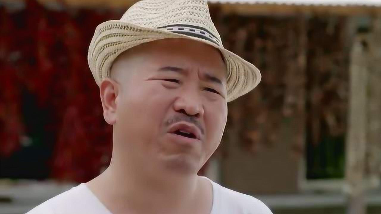 乡村爱情里刘能吃饭场面大葱吃着小酒喝着生活那叫一个滋润