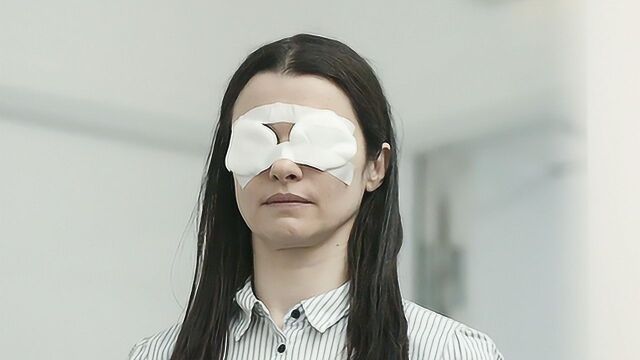 在未来有共同点的人才能结婚,爱上瞎子就要自戳双眼,猎奇电影