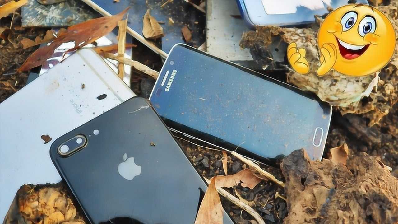 牛人垃圾堆捡回废弃手机,一顿神操作后,女友直呼太棒了