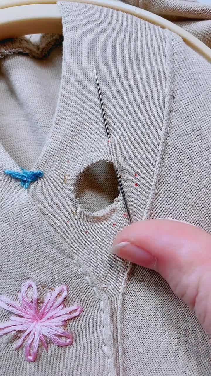 衣服破洞这样补,简单又好看,真是太美了!