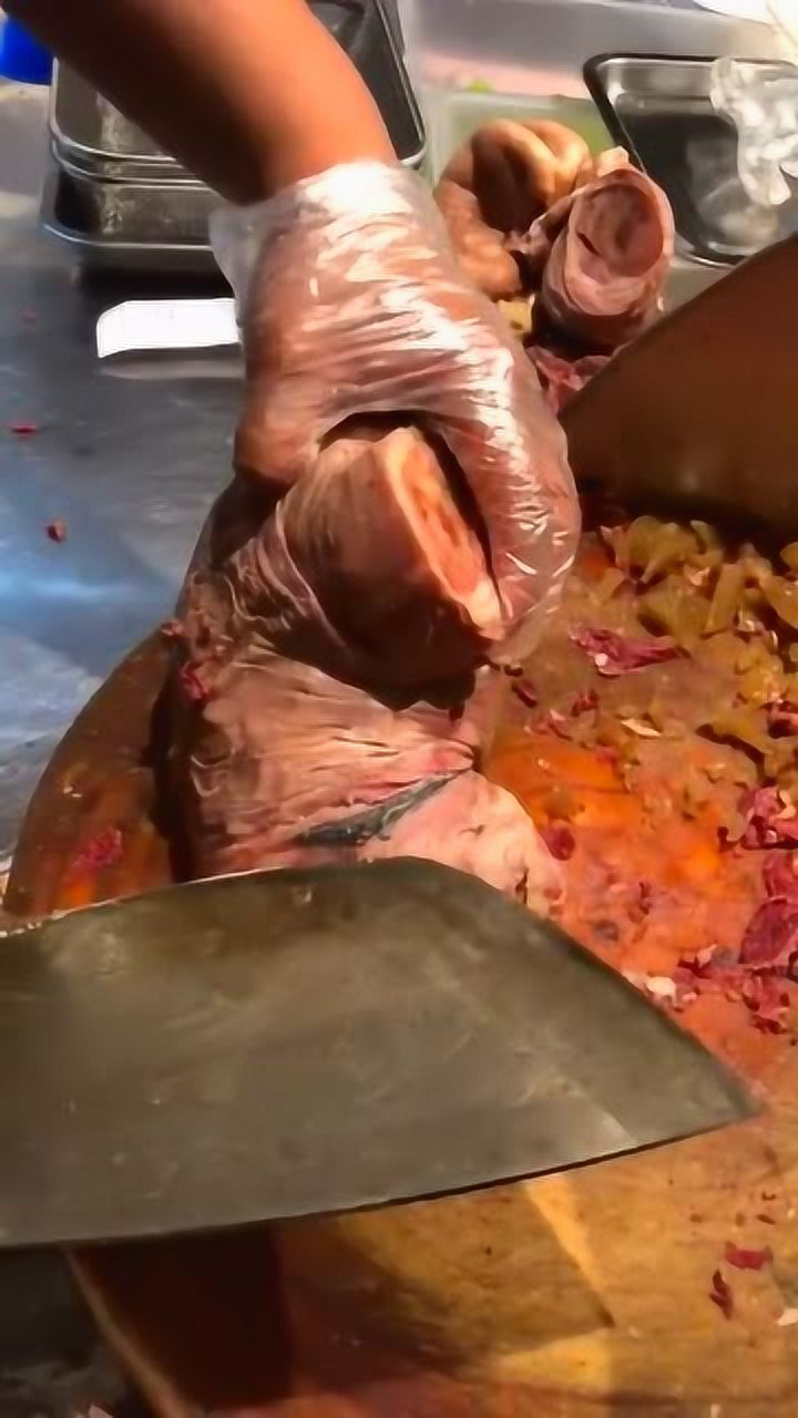 顾客强烈要求的驴碗口真是肥而不腻让人直流口水啊