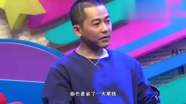 苏醒直言没钱用破纸手写歌名 拍街景充当新单封面