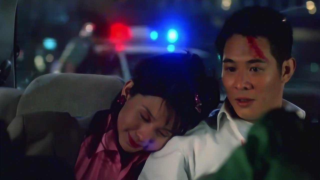 鼠胆龙威:李杰和乐惠贞警车里秀恩爱,就连警察都受不了