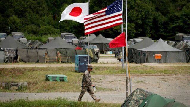 日本冲绳万人集会呼吁避免冲绳沦为战场