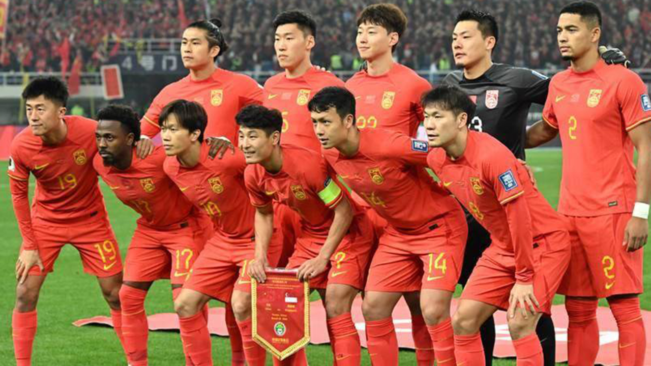 2021年中国男足合照图片