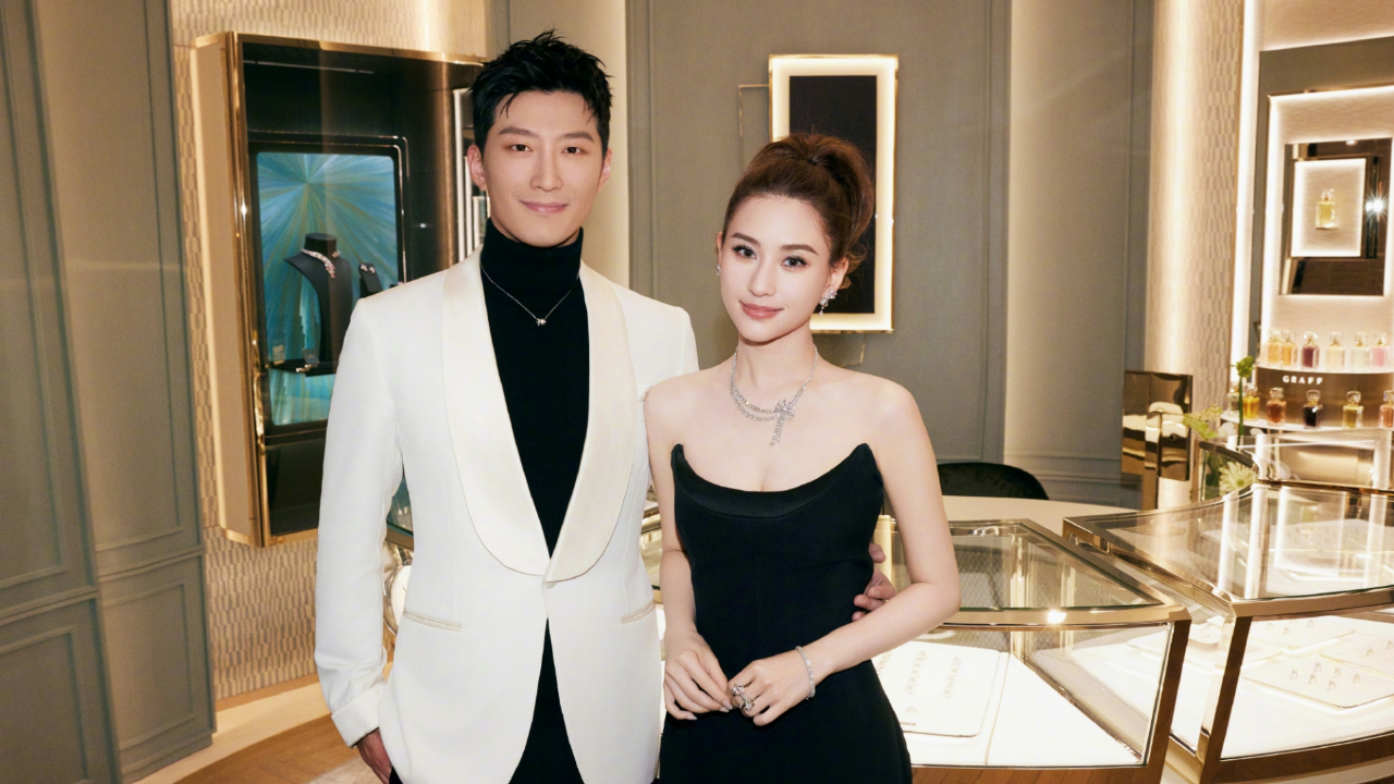 何超莲日本被偶遇,素颜肤白如雪名媛范,和窦骁越来越有夫妻相