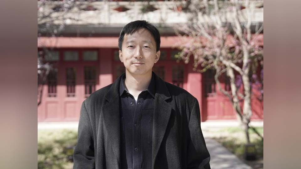 春风作家丨吕晓宇,书写未来缝隙中的"水下之人"