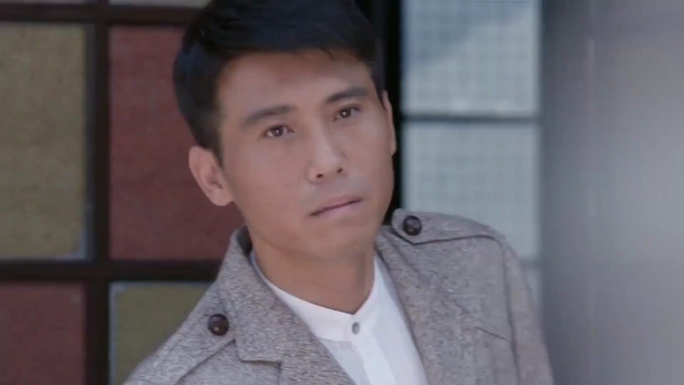 无名卫士:特务飞檐走壁,谁知小伙身手更好