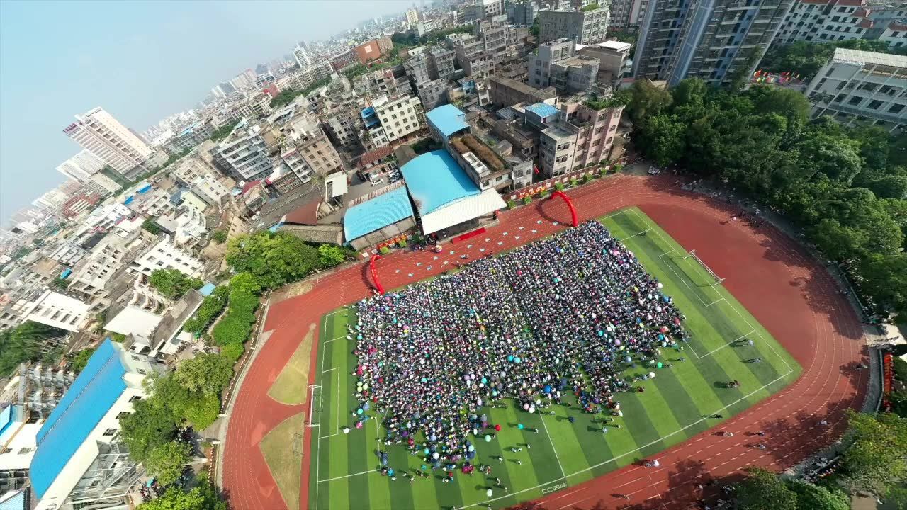 玉林一中2017级成人礼mv