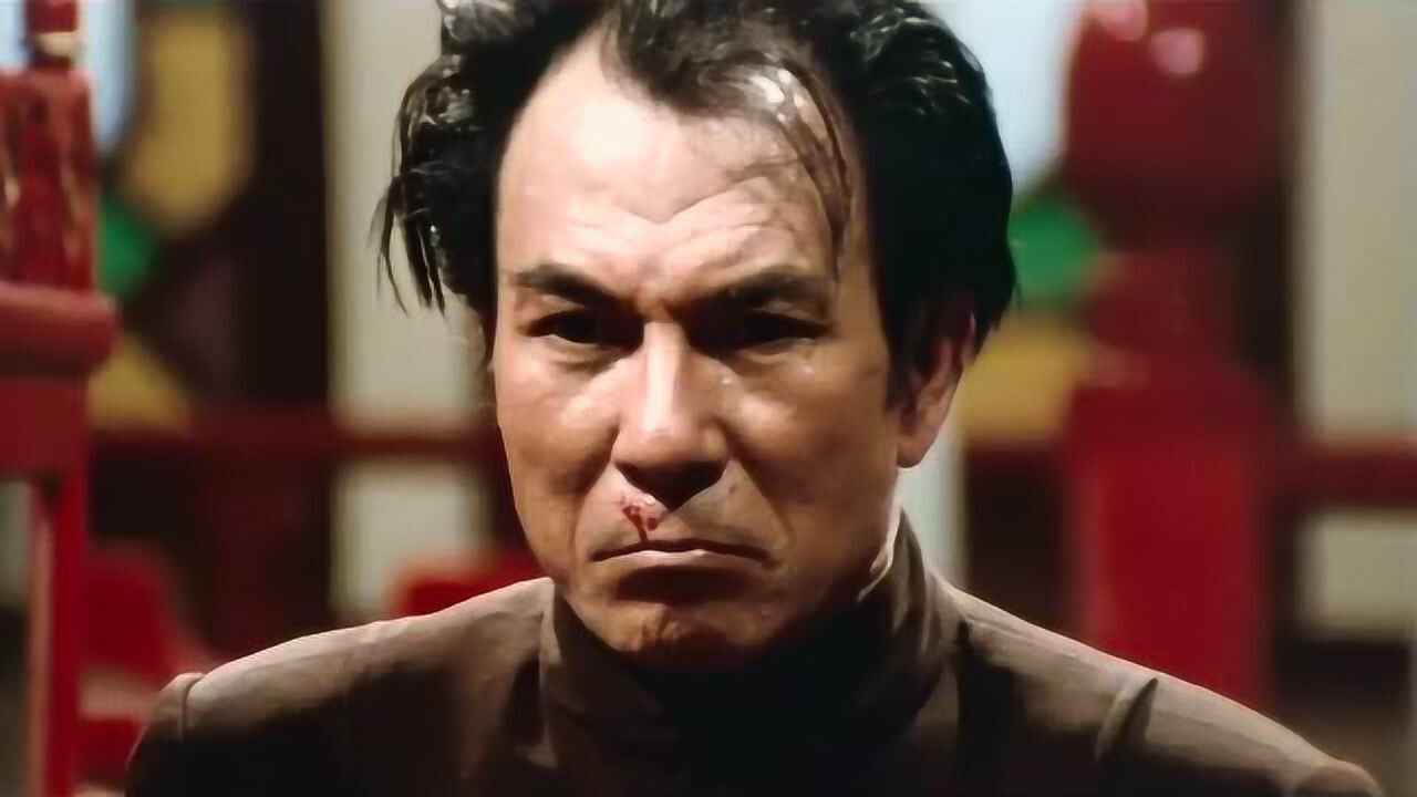 李小龙电影:李小龙为家人报仇,处理少林叛徒石坚