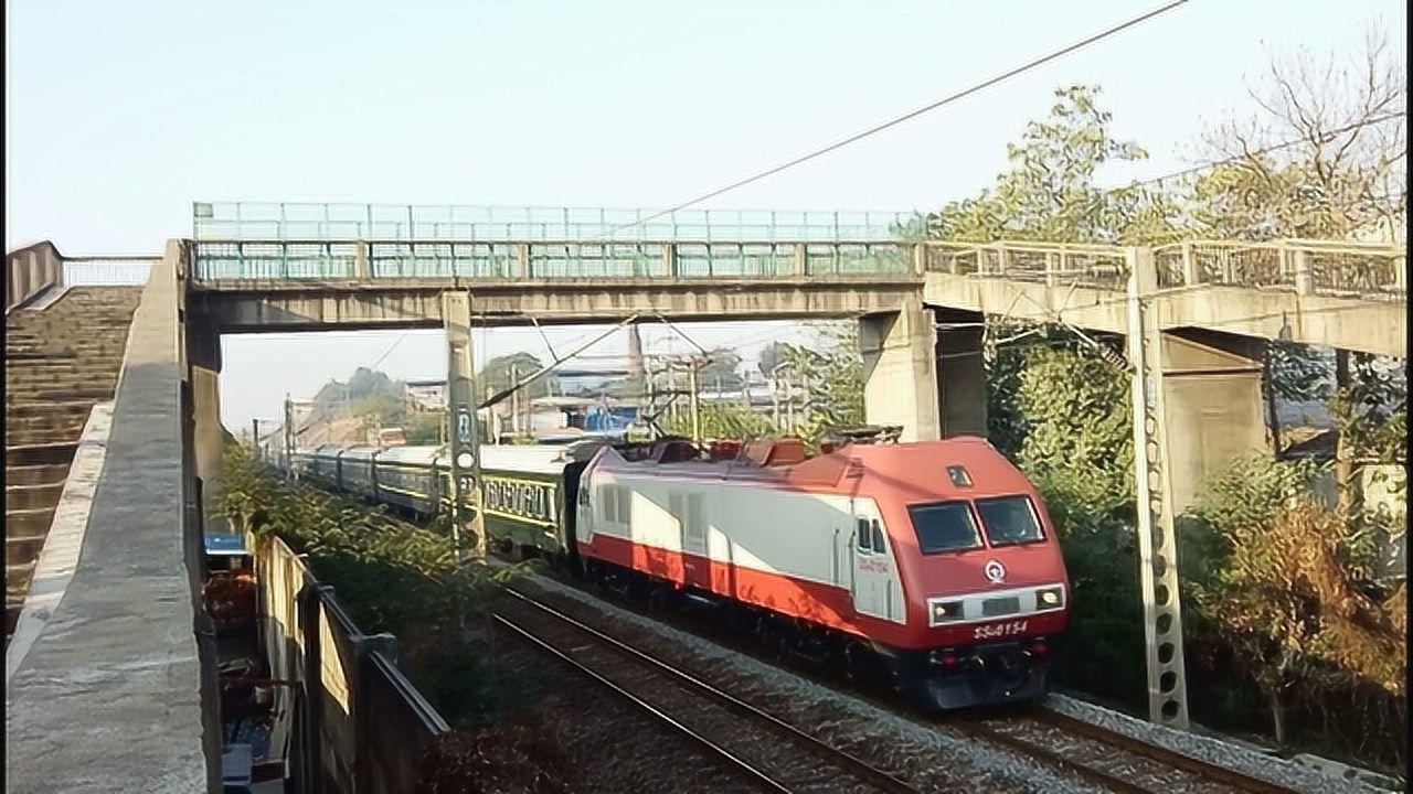 ss9型电力机车牵引广州东
