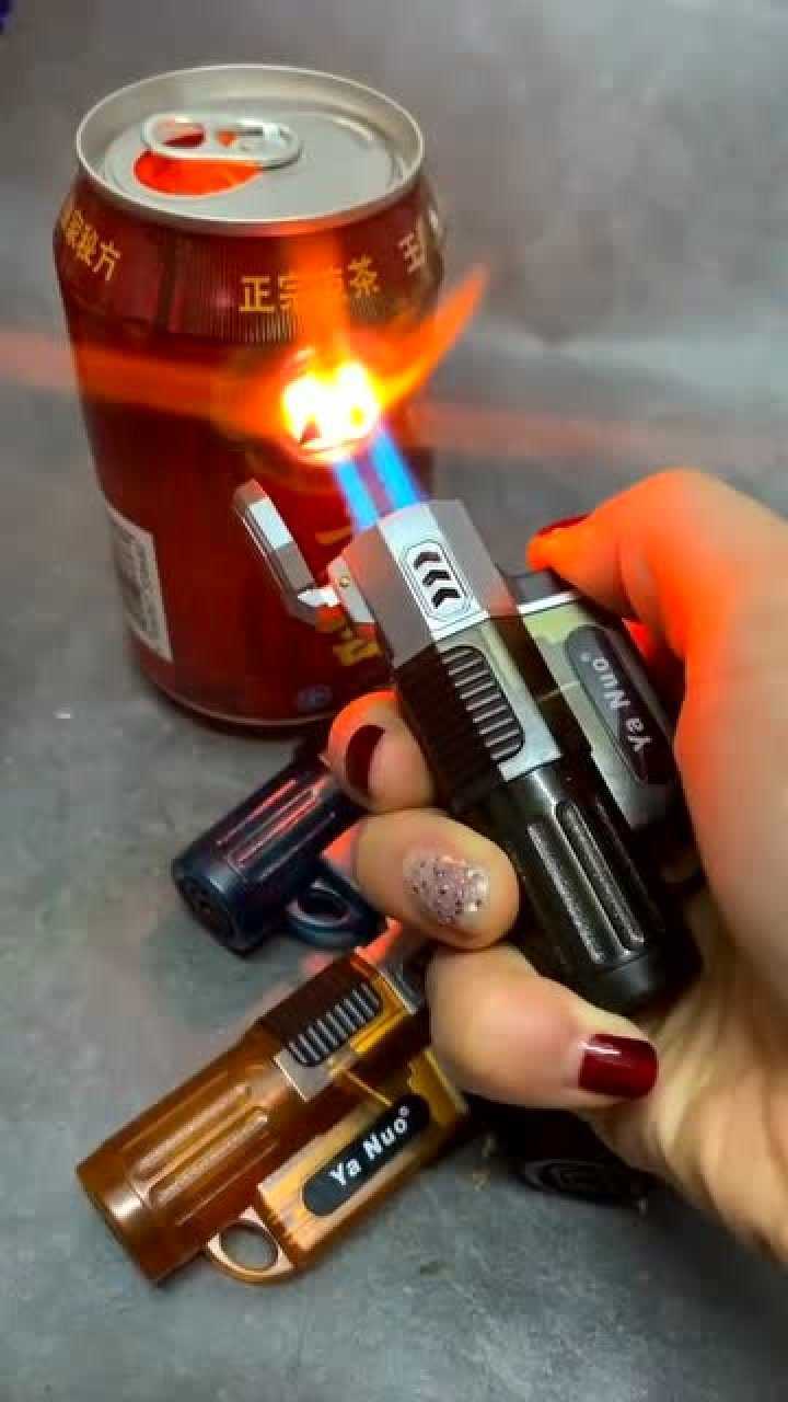 用这火机点烟,再也不怕熄火了,你们见过这种打火机吗?