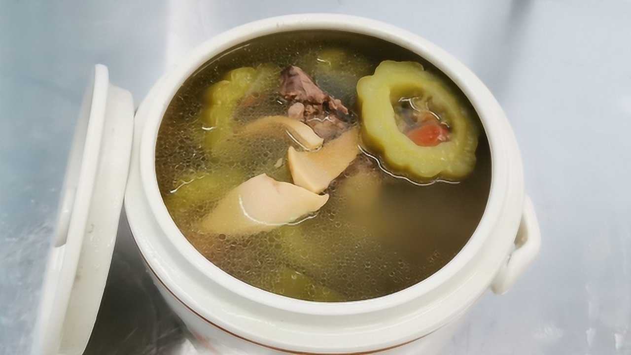 广东大厨教你"响螺凉瓜排骨汤"全教程欢迎大家收藏