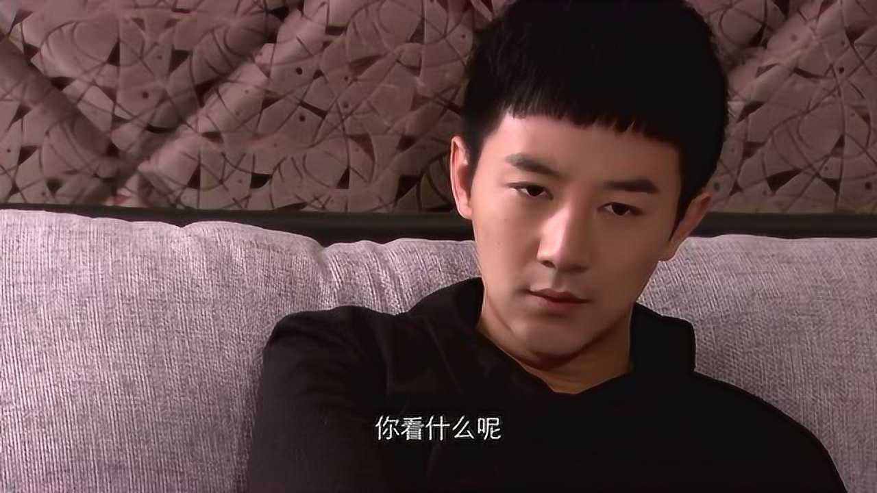 穷孩子富孩子乔枫白天去骑马晚上瘸着腿回来