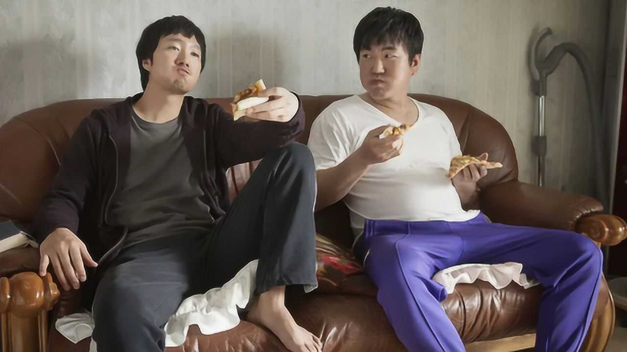 韩国电影《啃老家族》:70岁老母亲打工养家,3个儿女却在家啃老