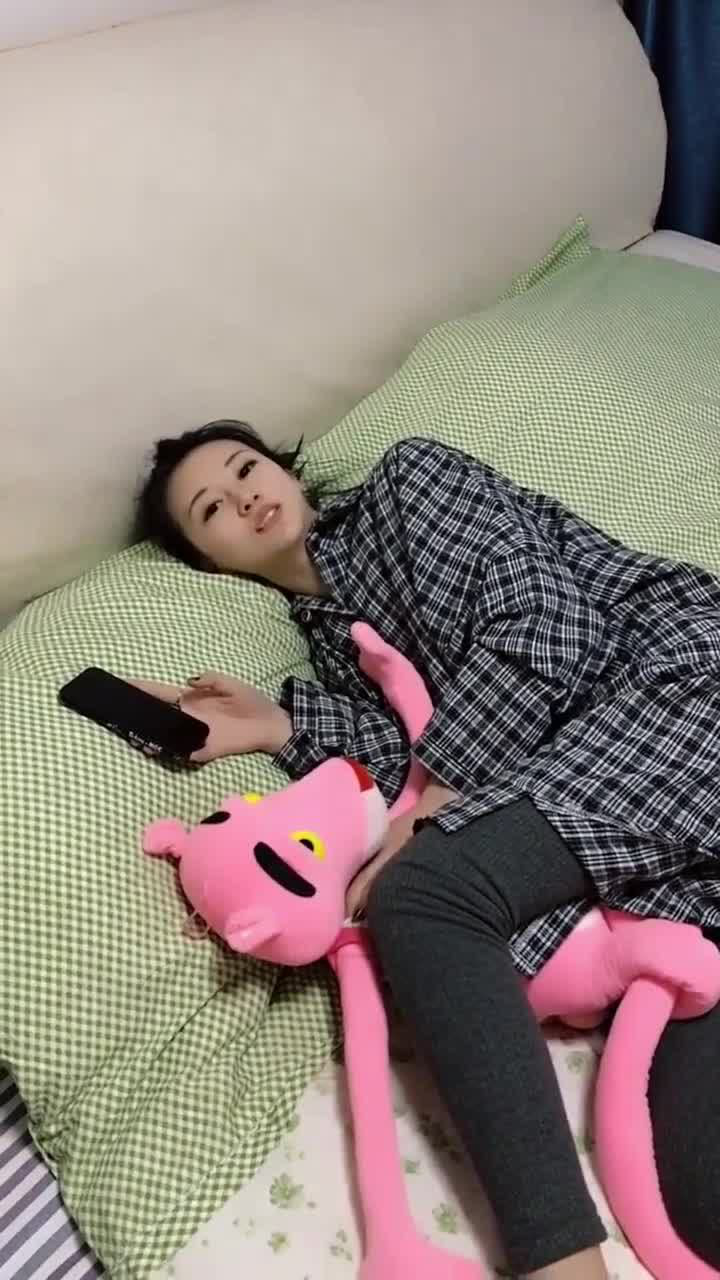 老公嫌弃老婆懒竟然这样跟老婆说实在是太搞笑了