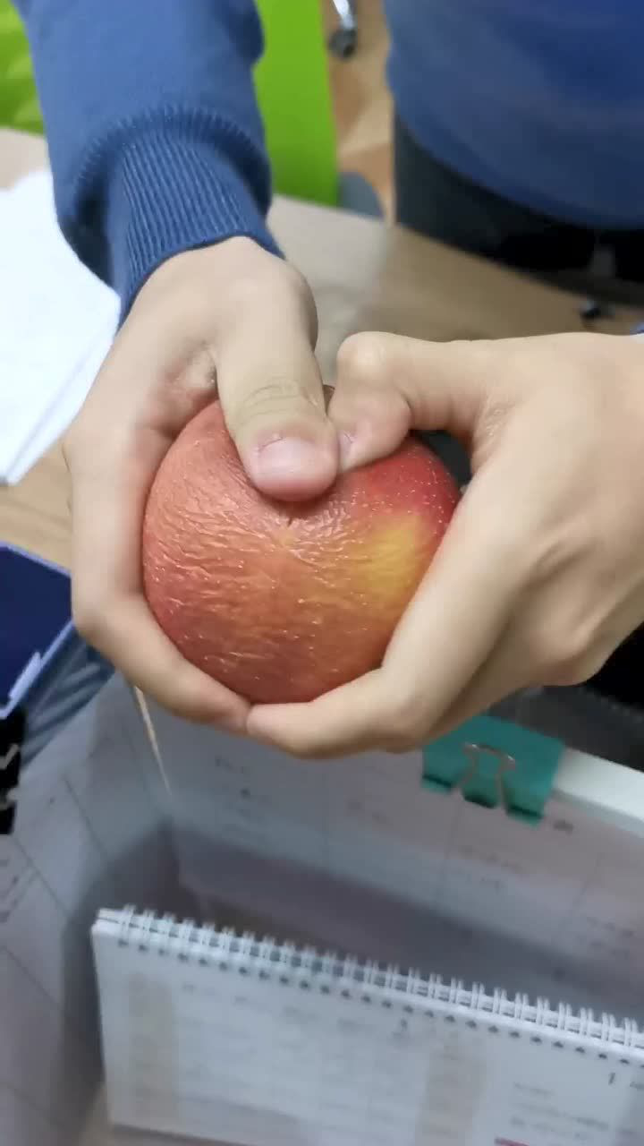 96逗比掰苹果96