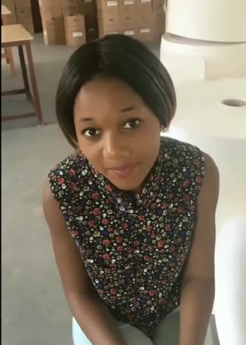 非洲最美的女孩琪琪琪琪和对象分手了hello先生他有病啊