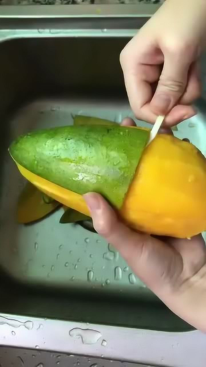 芒果怎么用手剥皮,芒果怎么剥皮,芒果怎么手剥(第3页)_大山谷图库