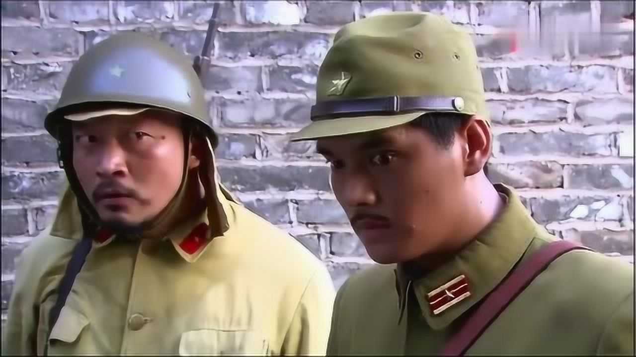 八路假扮鬼子见鬼子军官就抽耳光抽完却发现对方比自己官大