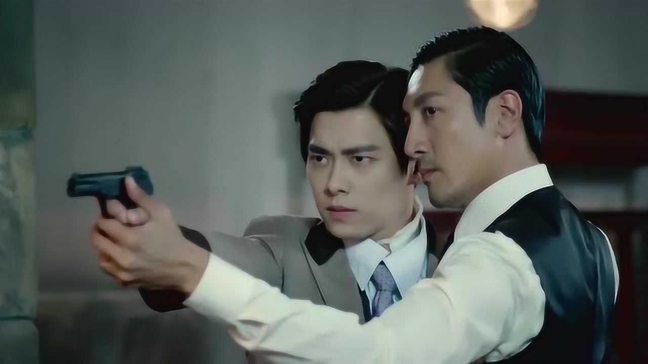 毕忠良把枪给陈深,让他杀人却遭到拒绝,陈深表示他做不到