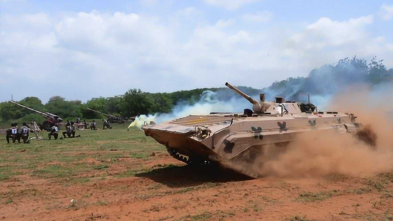 自认可抵挡解放军进攻 印军将bmp-2步兵战车部署至加勒万河谷