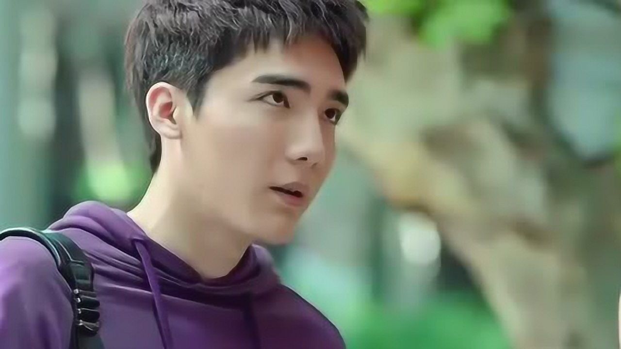 杨宇得知小纯男神不是自己,瞬间算成柠檬精,内心狂吐槽,太可爱了!