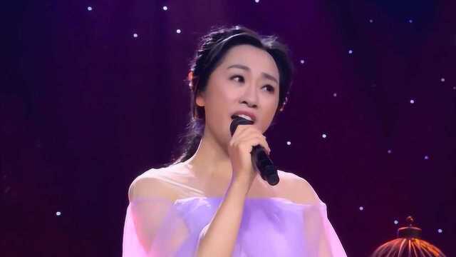 《相亲相爱》演唱:阿云嘎 金婷婷