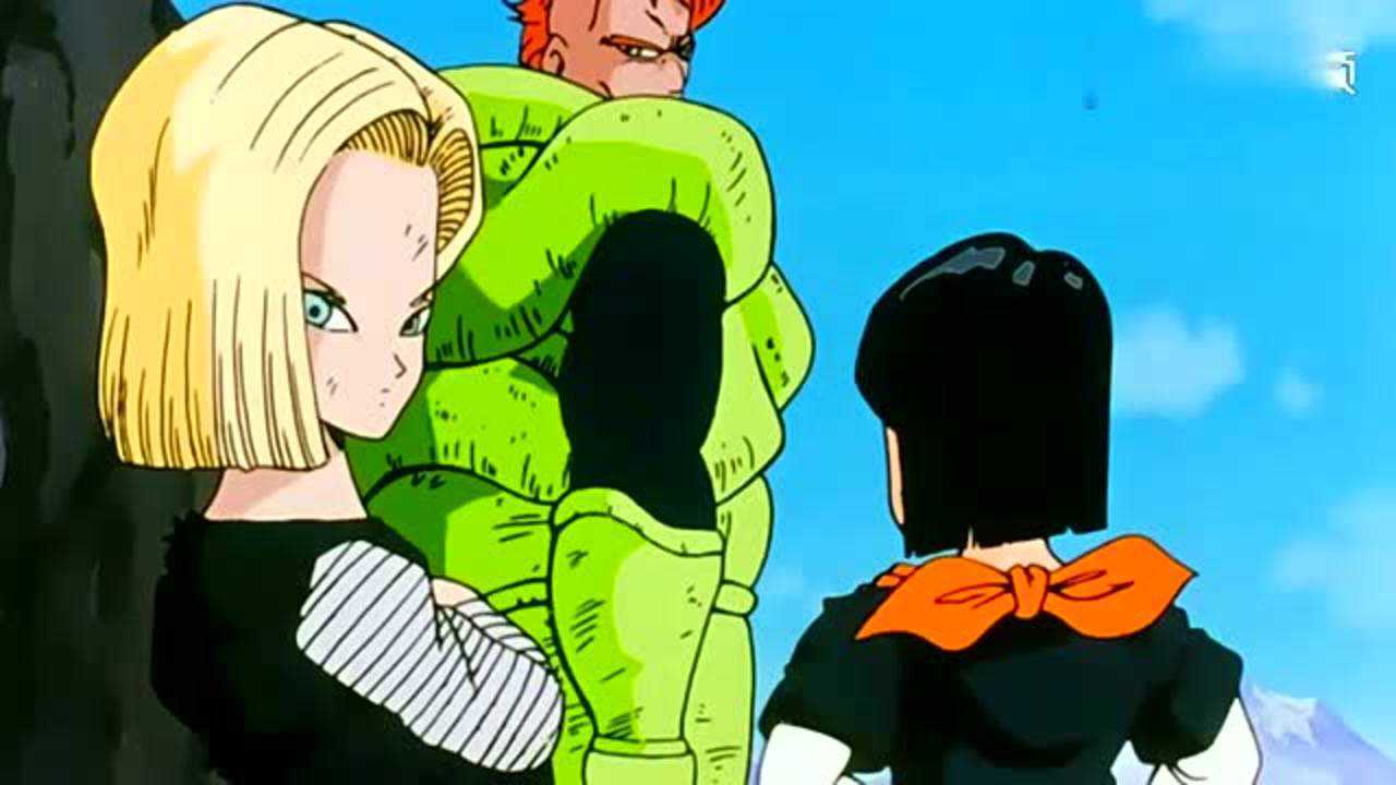 七龙珠克林跑去质问人造人十八号赏了他一个香吻