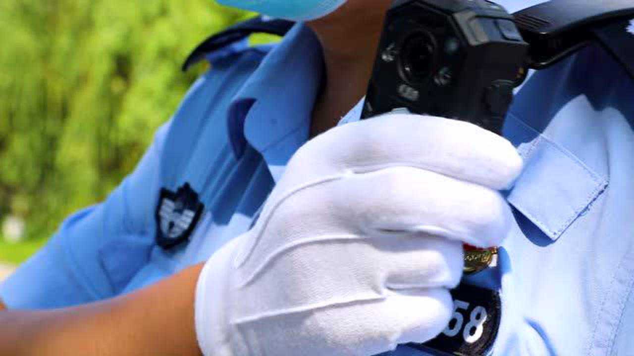 执法记录仪规范使用教学片_高清