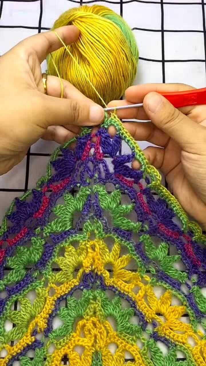 帝王花披肩教程方法非常简单一起来试试