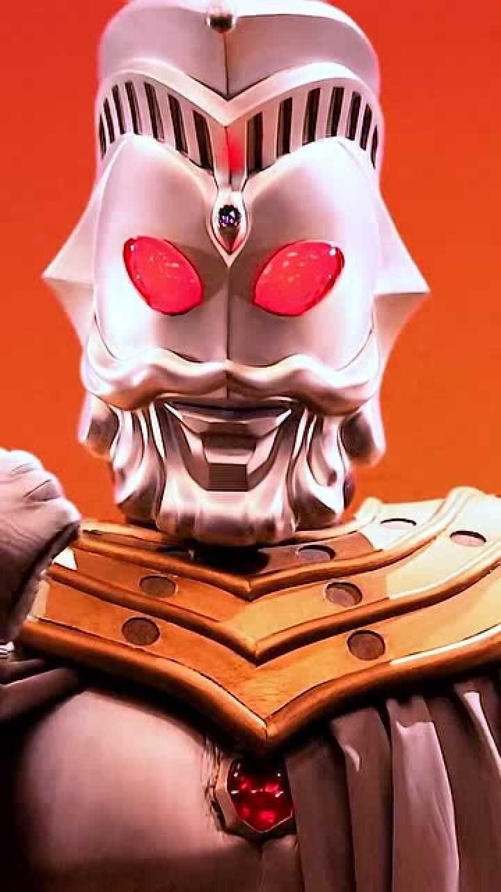 传说中的勇者 这位老爷爷可是很厉害!奥特曼