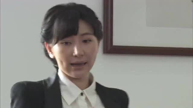 女特种兵回自家公司不让进,谁知直接爬楼下去,消防员都自愧不如