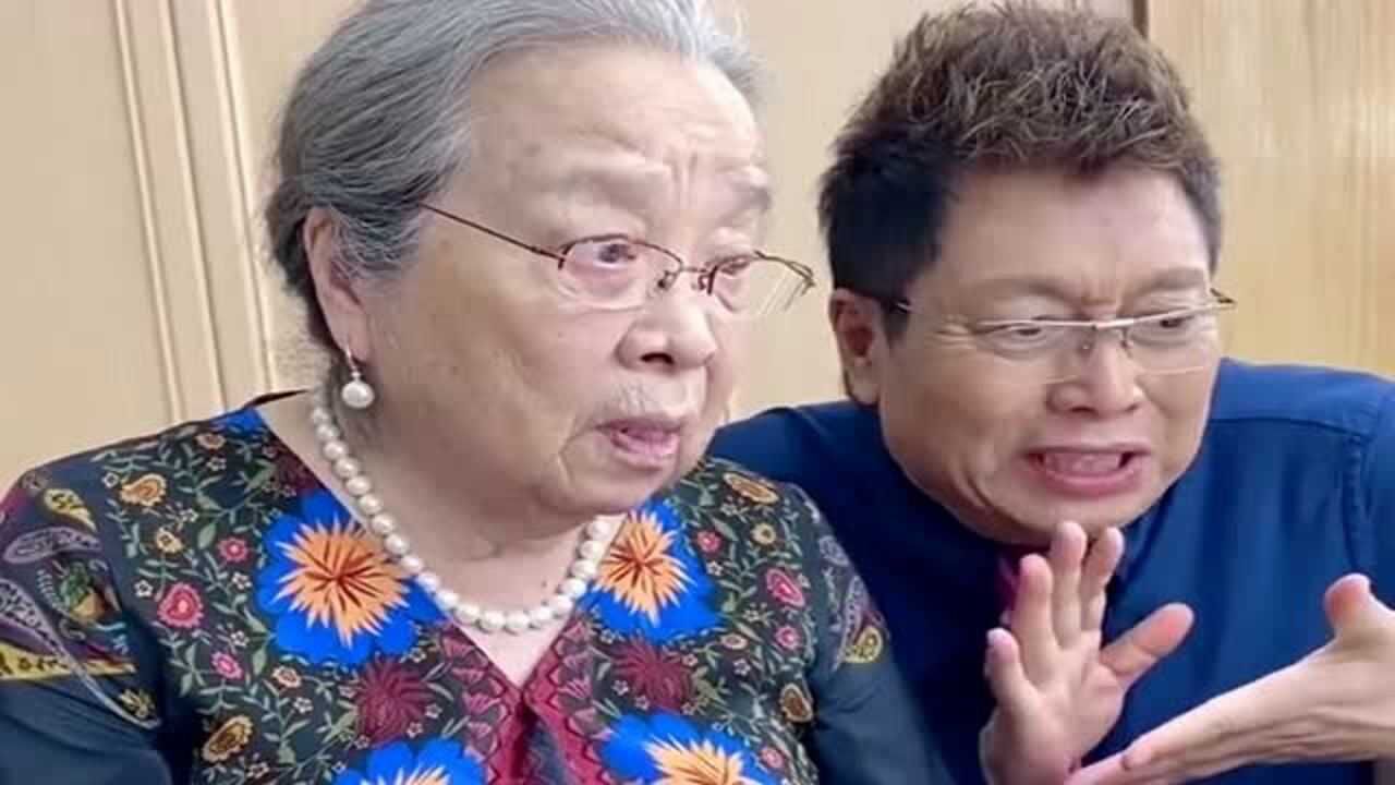 王为念和容嬷嬷一对银屏母子比亲生的还要像几分