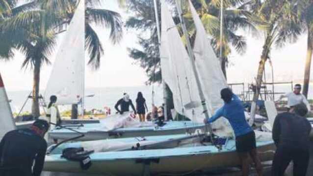 游椰城海口西秀海滩公园,蓝天大海真美,还是帆板帆船培训基地