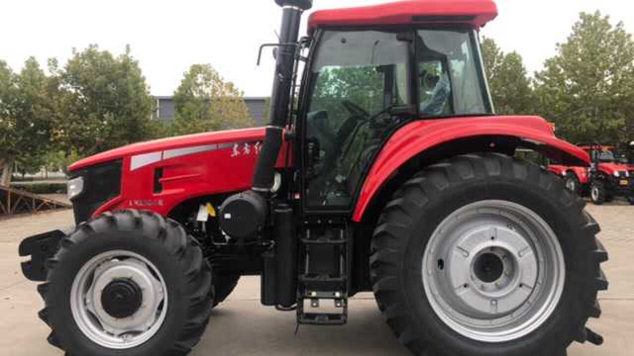 东方红高性价比200马力拖拉机一台需要多少钱