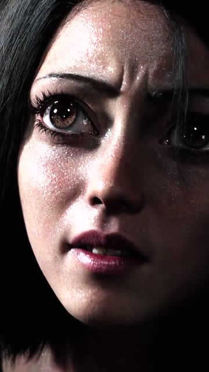 阿丽塔战斗天使可爱是可爱就是感觉眼睛太大了