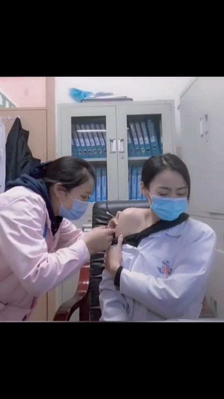 原来护士姐姐打针也会怕疼!_腾讯视频