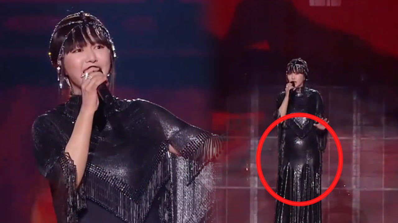 怀孕了?谭维维晚会献唱肚子凸起明显,唱功依旧了得惊艳全场