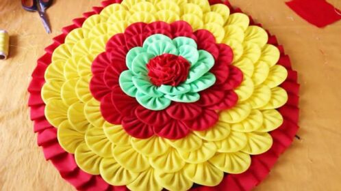 美丽的莲花坐垫,用家里的旧碎布制作漂亮又实用的花垫,太实用了!