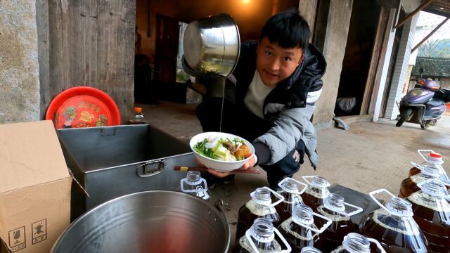 农村“土豪”吃法,茶油泡饭,香而不腻太馋人了