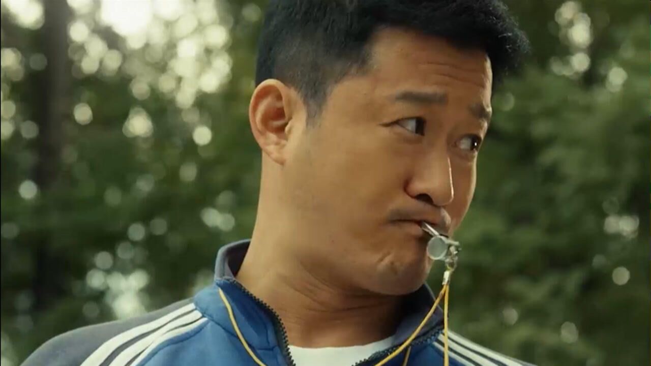 老师好战狼吴京客串体育老师学生们没有不听话的太能打了