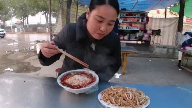 燕子住的小区停水3天,不能做饭,厕所也不敢上,这可咋整